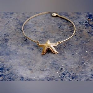 1970’s Vintage Starfish Choker